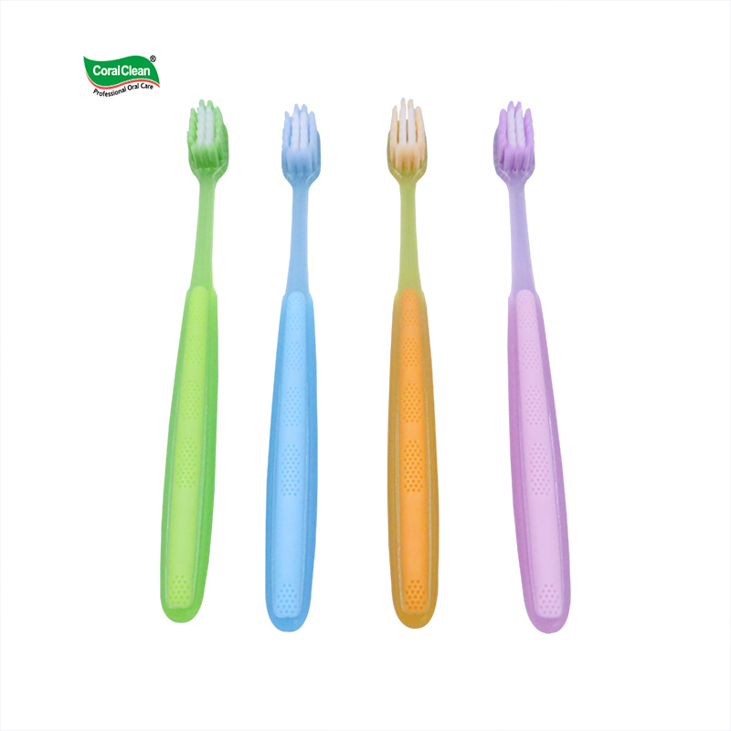 Manufacturer Plastic Adult Toothbrush Non-slip Handle Do Not Harm Gums with Soft and Gentle Bristles