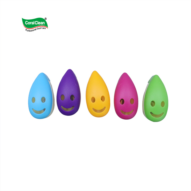 Smiling Face Suction Cup Toothbrush Holder Creative Bathroom Wall Mounted No Punching Toothbrush Storage