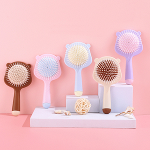 Memory Bristles That Conform to Your Scalp Contour Each bristle adapts to the shape of your head, delivering a soothing massage while brushing. The soft, flexible tips reduce friction and prevent scal