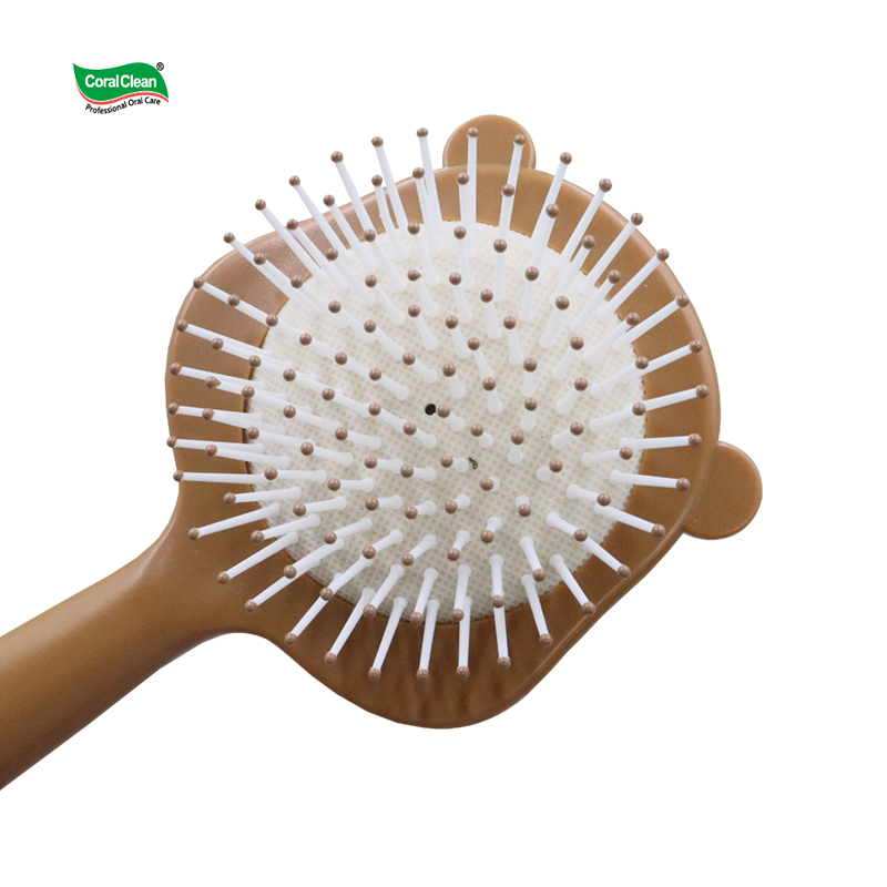 Memory Bristles That Conform to Your Scalp Contour Each bristle adapts to the shape of your head, delivering a soothing massage while brushing. The soft, flexible tips reduce friction and prevent scal