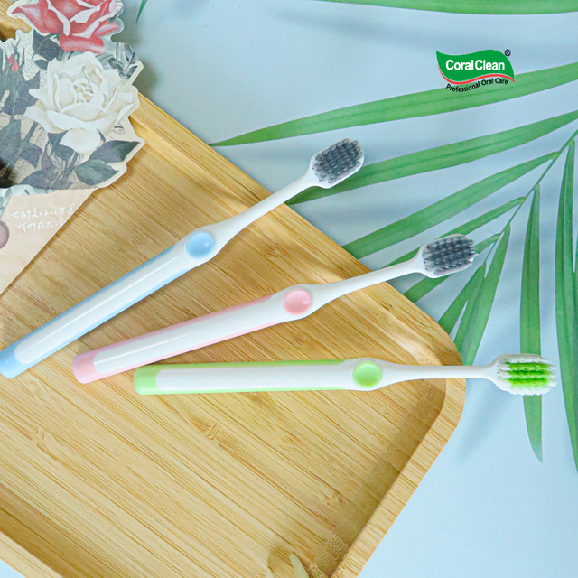 Adult Wholesale Private Label Tooth Brush Plastic Single Use Hotel Toothbrush Factory Custom Charcoal Toothbrushes