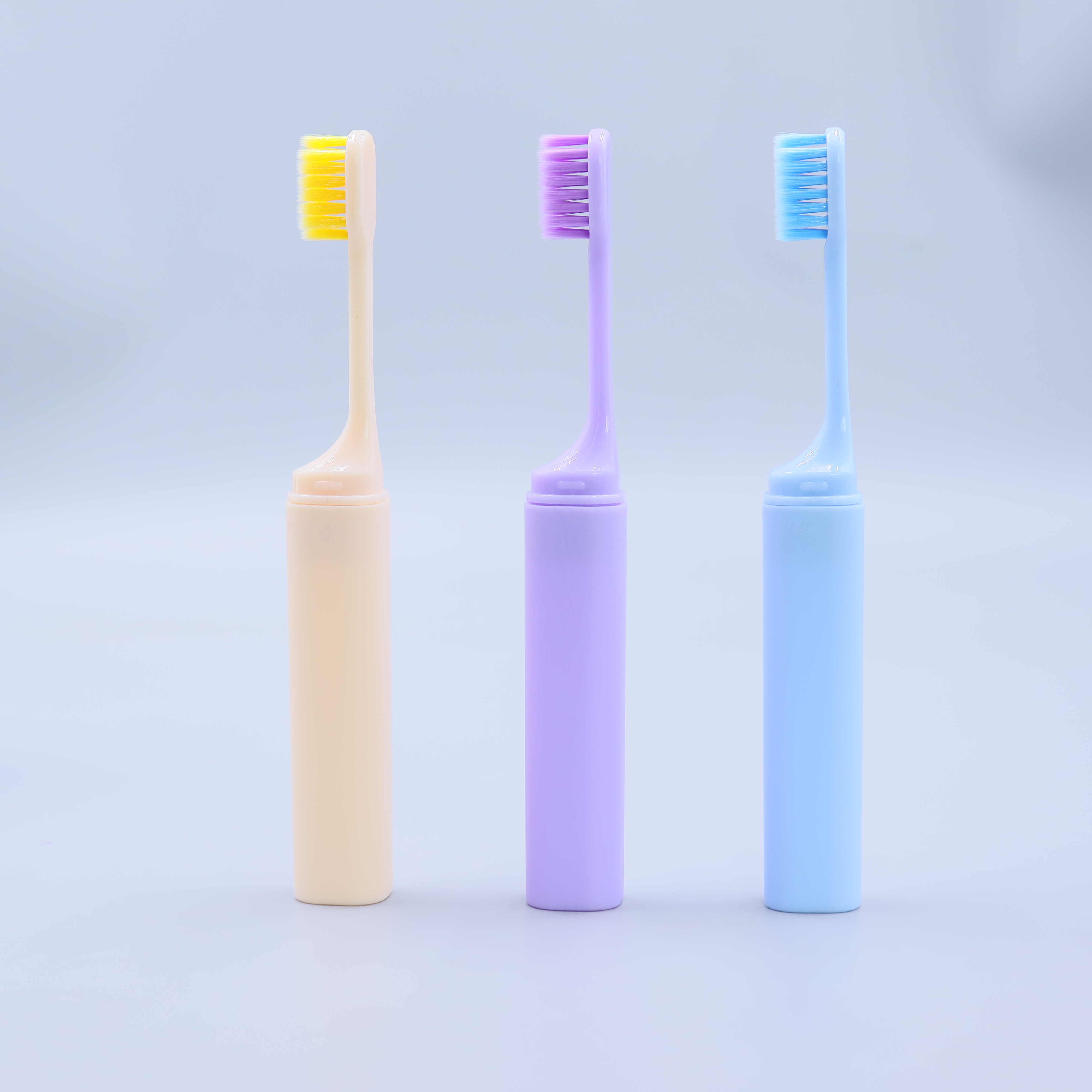 Portable Foldable Travel Toothbrush Soft Nylon Bristles PP Handle Adult Oral Care for Business Trips