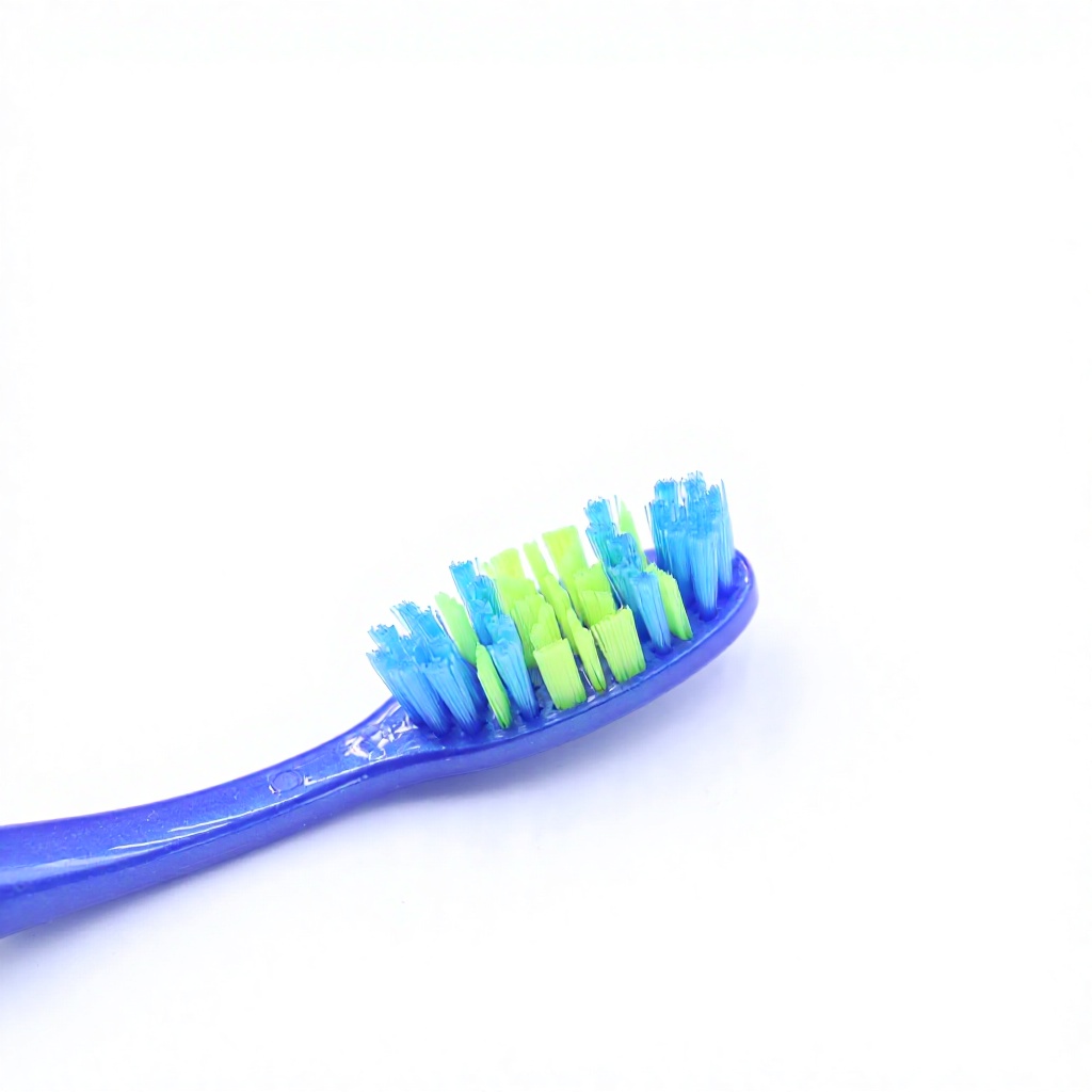 Custom Logo Supplier Nylon Bristles PP TPR Handle Dual Material Soft Grip Adult Toothbrush Dental Oral Care Home Travel