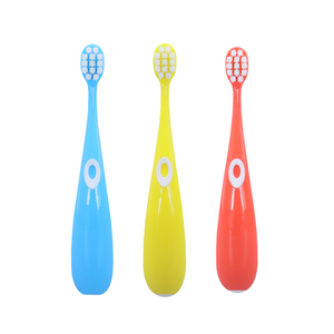 Children's Toothbrush Ultra Soft Nylon Bristles PP Handle Compact Round Head for Daily Brushing