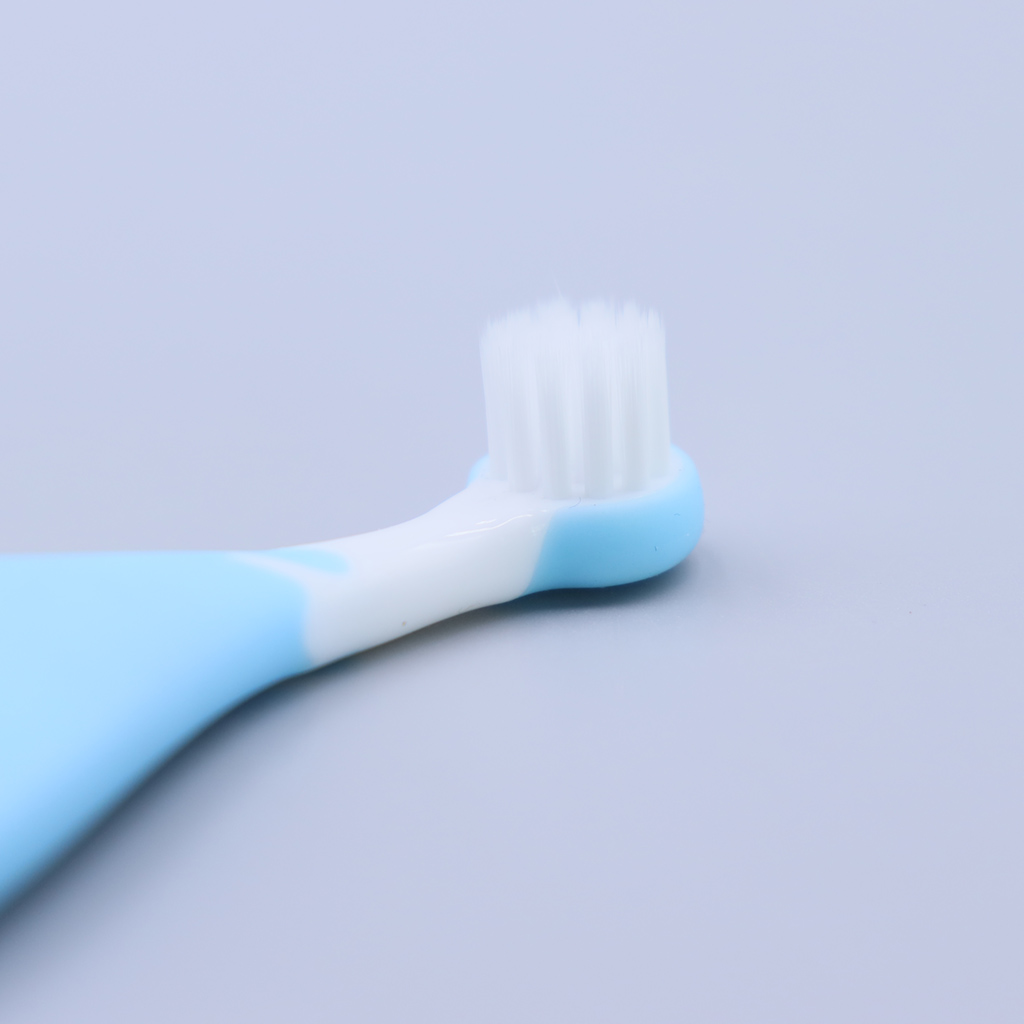Wholesale BPA Free Soft Bristles Infant Training Toothbrush 0-3 Years Baby Daily Oral Care Teething Relief Gum Massager